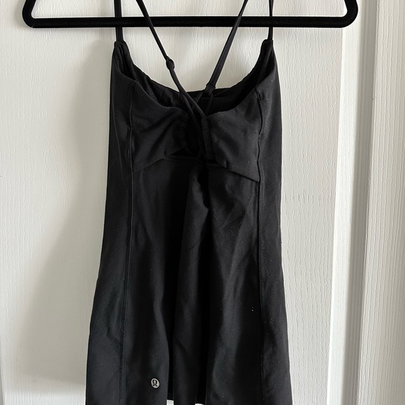 Lululemon Workout Top - Picture 2 of 3